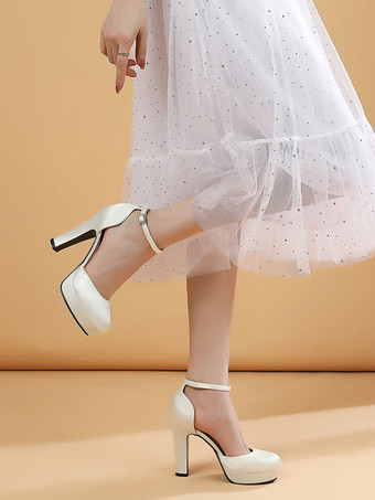 女性用ウェディングシューズ サテン ホワイト ラウンドトゥ チャンキーヒール ブライダルシューズ