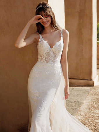 Wedding Dress With Train Sleeveless Lace V-Neck Bridal Gowns