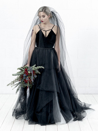 黒のウェディングドレスベロア A ラインノースリーブプリーツトレーンブライダルドレス無料カスタマイズ