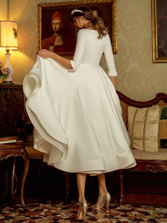 ショートウェディングドレス 2025 ティーレングス Vネック ハーフスリーブ Aライン サテン生地 ショートブライダルドレス 無料カスタマイズ