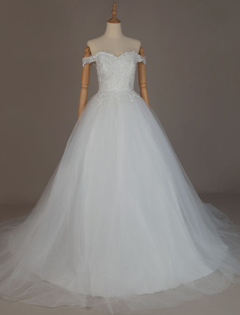 Robe de mariée princesse ivoire en tulle hors de l'épaule jupe plissée à traîne robe de mariage