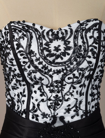 黒のウェディングドレスプリンセスシルエットノースリーブレースオーガンザ床長さの花嫁衣装