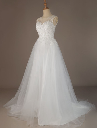 ウェディングドレス　2025　Aライン　イリュージョンネック　ノースリーブ　マキシ丈　レースビーズ　チュールボーホーブライダルガウン