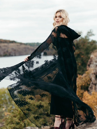 ゴシックブラックのウェディングドレスシースノースリーブスプリットフロント足首までの長さのゴシックブライダルドレス無料カスタマイズ