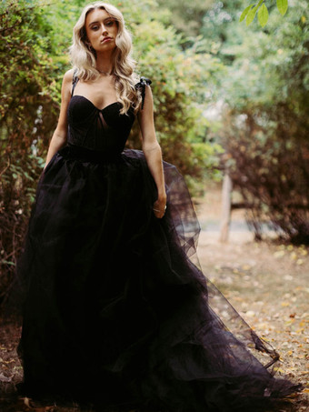 黒のウェディングドレス A ライン ノースリーブ バックレス レース トレーン ブライダル ドレス無料カスタマイズ