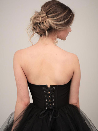 黒のウェディングドレス A ライン ノースリーブ バックレス レース トレーン ブライダル ガウン無料カスタマイズ