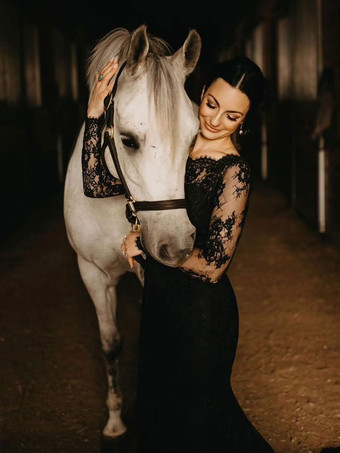 ゴシックブラックのウェディングドレスマーメイドロングスリーブレーストレイン無料カスタマイズ