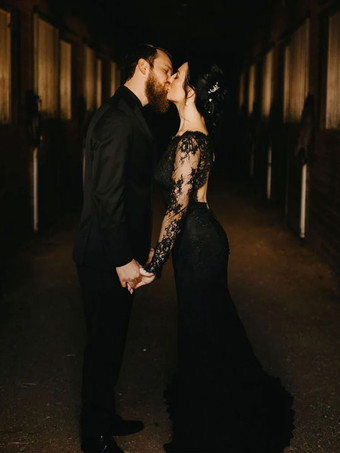 ゴシックブラックのウェディングドレスマーメイドロングスリーブレーストレイン無料カスタマイズ