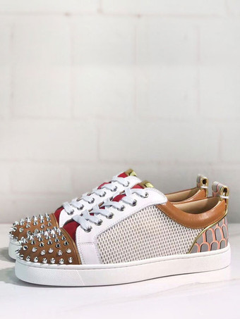 shoes with spikes on front