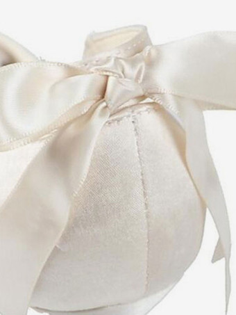 ウェディングシューズ リボン付き 花嫁用 絹織物　キトンヒール ラウンドトゥ