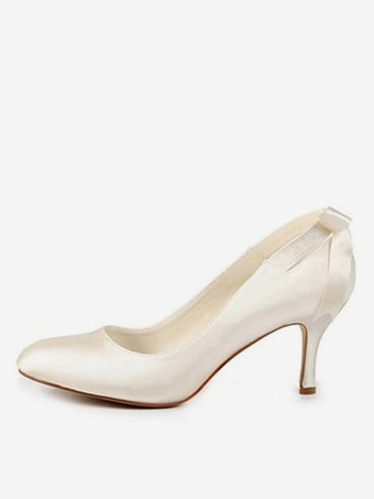 ウェディングシューズ リボン付き 花嫁用 絹織物　キトンヒール ラウンドトゥ