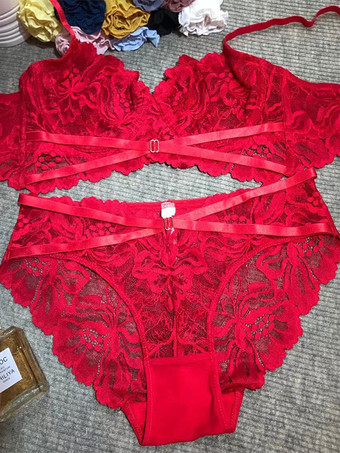 レッド 女性のためのブライダルランジェリーブラジャーとパンティレースの下着