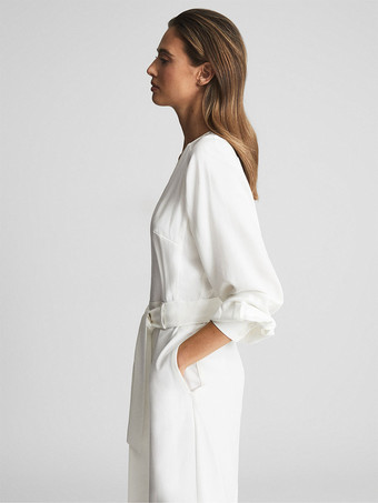 アイボリーブライダルジャンプスーツサッシュ床の長さ A ライン V ネック長袖ウェディングジャンプスーツ無料カスタマイズ