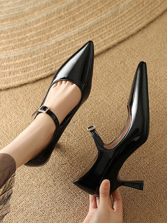 ビンテージ シューズ バーガンディ パテント レザー ポインテッド トゥ