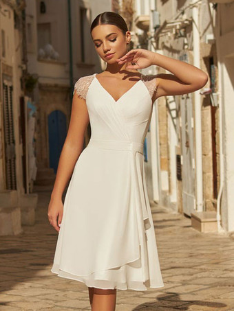 Короткое свадебное платье с v-образным вырезом и короткими рукавами A-Line длиной до колен  короткое свадебное платье
