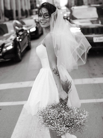 ショートウェディングドレス スクエアネック ノースリーブ Aライン サテン生地 ブライダルドレス 無料カスタマイズ