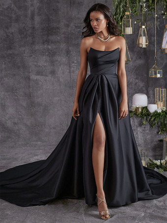 黒のウェディングドレス A ライン ノースリーブ スプリット フロント サテン生地のブライダル ドレス無料カスタマイズ床の長さのブライダル ドレス