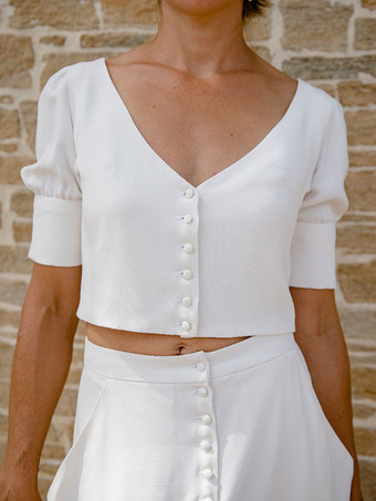 アイボリー ツーピース ウェディング ドレス ストレッチ クレープ スプリット フロント V ネック A ライン スイープ半袖無料カスタマイズ