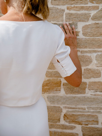 アイボリー ツーピース ウェディング ドレス ストレッチ クレープ スプリット フロント V ネック A ライン スイープ半袖無料カスタマイズ