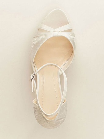 ホワイト ウェディング シューズ ピープ トゥ レース ディテール アンクル ストラップ ブライダル パンプス