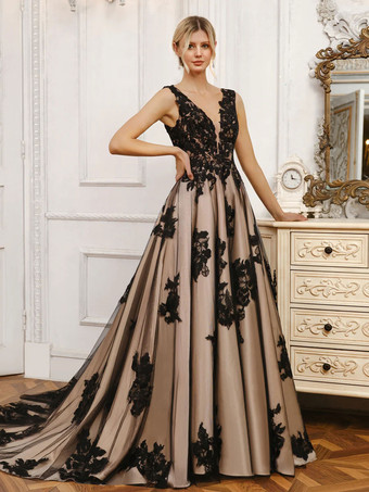 ゴシックウェディングドレスレースAラインノースリーブトレーンブライダルドレス無料カスタマイズ