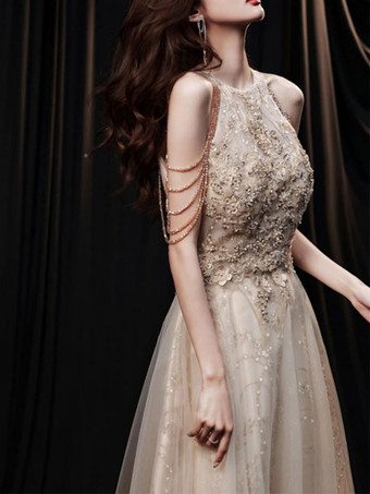 カクテルドレス付き 美しい床長のプリンセスシルエット ホルターネックの花