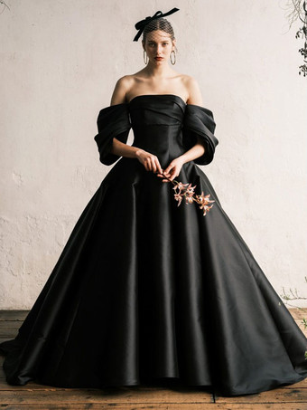 黒のウェディングドレス夜会服半袖サテン生地床長さのブライダルドレス無料カスタマイズ
