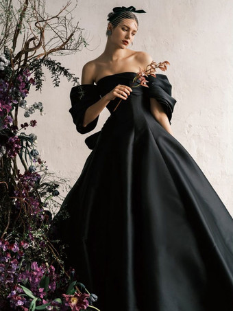 黒のウェディングドレス夜会服半袖サテン生地床長さのブライダルドレス無料カスタマイズ