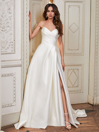 アイボリーブラック ロイヤル ウェディング ドレス A ライン ノースリーブ サテン ファブリック スイープ ブライダル ドレス