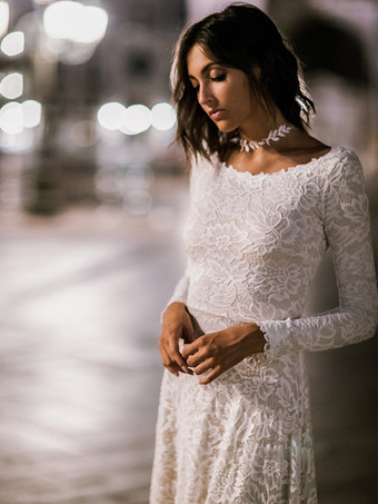 ウェディングドレス ジュエルネック 長袖 スイープレース ブライダルドレス