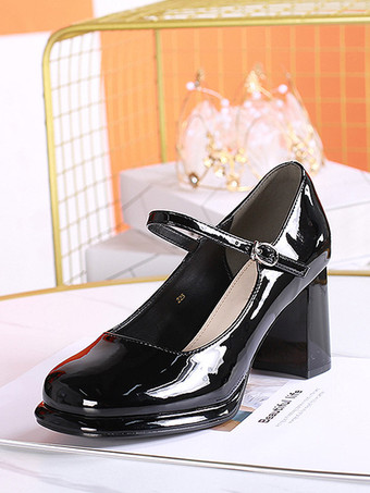 Vintage-Schuhe aus schwarzem Lackleder mit runder Spitze zum Schnüren