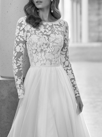 Robe de Mariée Simple Robe de mariée dentelle Ivoire manches longues col rond en tulle