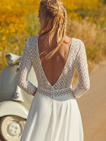 ボヘミアンウェディングドレス レース スプリットフロント Aライン スイープ ナチュラルウエスト ウェディングドレス 機能ボタン 七分袖 Vネック アイボリー