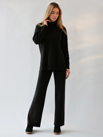 ブラック リブ2点セット モックネック スリットトップとストレートレッグ ソリッドカラーセット