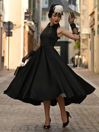 ブラックブラックのウェディングドレス A ライン ノースリーブ サテン生地 ティーレングス ブライダル ドレス