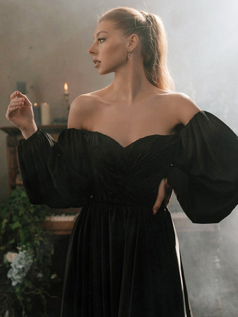 黒のウェディングドレス サテン生地 A ライン 長袖 ナチュラル ウエスト プリーツ コート トレイン ブライダル ドレス