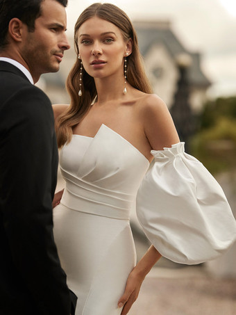 ウェディングドレス ストラップレス ノースリーブ ナチュラル ウエストコート トレイン ブライダル マーメイドドレス