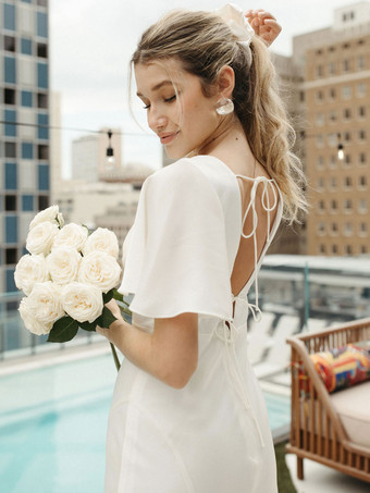 シンプルなウェディングドレス サテン生地 Vネック 半袖 スプリットフロント マーメイド ブライダルドレス