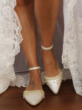 フラットブライダルシューズアイボリーポインテッドトゥパールディテールウェディングシューズ