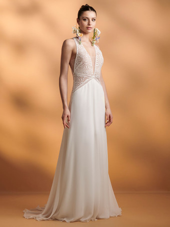 ホワイトボヘミアンウェディングドレス レース スプリットフロント Aライン スイープ ナチュラル ウエスト ジッパー ノースリーブ Vネック アイボリー