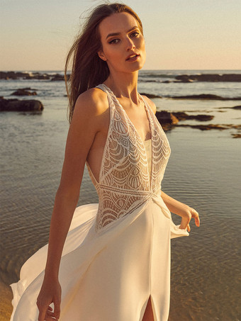 ボヘミアンウェディングドレス レース スプリットフロント Aライン スイープ ナチュラル ウエスト ジッパー ノースリーブ Vネック アイボリー