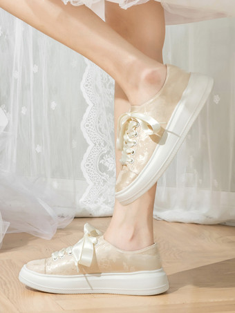 シャンパンブライダルシューズフラワー刺繍ラウンドトゥウェディングシューズ