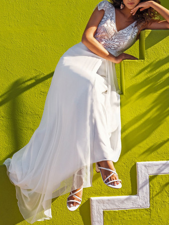 アイボリー ボヘミアン ウェディングドレスレース Aライン トレーン バックレス 半袖 Vネック ウェディングドレス