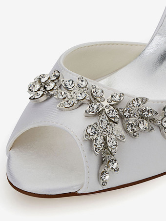 Chaussures mariée blanche décorée de perles talon haut escarpins mariée