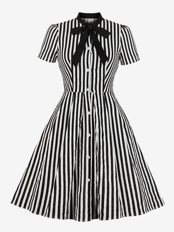 ストライプ　レトロワンピース　蝶ネクタイ　半袖　ヴィンテージ　シャツドレス　1950年代女性　ボタン　アップドレス