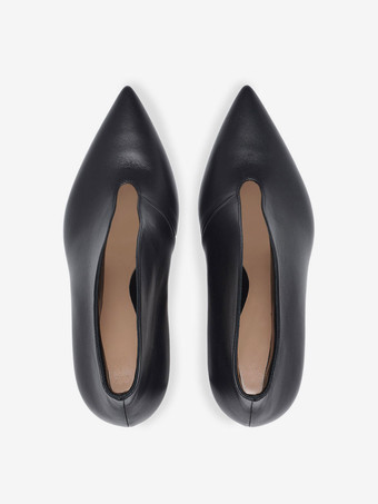 ハイヒールブーティー ポインテッドトゥ スティレットヒール アンクルブーツ ブルゴーニュ