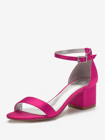 ウェディングシューズサテンホワイトポインテッドトゥのラインストーンChunlyヒールミッドアンクルストラップブライダルシューズ