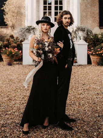 ゴシックブラックのウェディングドレス A ラインストライプネックノースリーブトレーンブライダルガウン無料カスタマイズ