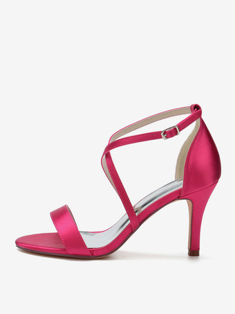 女性のかかとアイボリースチレットヒール先のとがったつま先手作りサテンサンダルロートップヒール