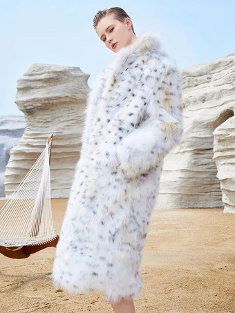 ヒョウ柄フェイクファーコート ホワイト オーバーサイズ エコフレンドリー ロングジャケット レディース 2025